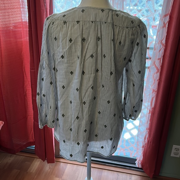 ♥️ 3 For $24 ♥️ St John’s Bay Women’s Pullover 3/4 Sleeve Blouse Medium GUC - Picture 2 of 8